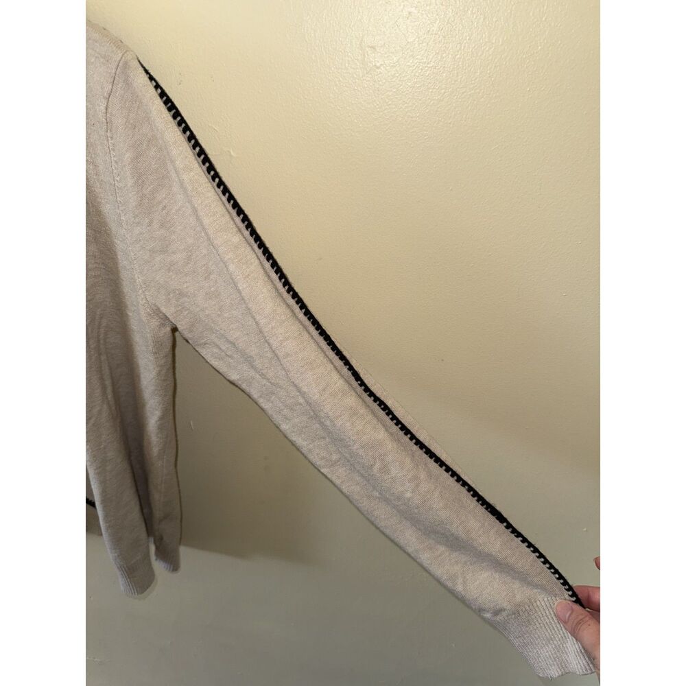 Aaeda Open Front Cardigan Medium Oatmeal Beige Black Blanket Stitch Trim Trimmed